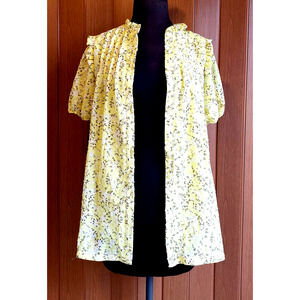 ZARA size 9 yellow floral print button up top